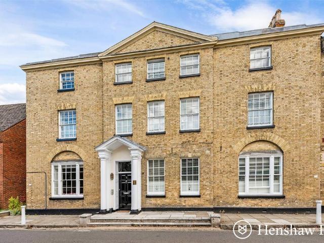 Flat for sale in Barton Stacey, Hampshire