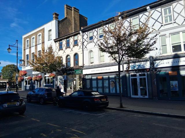 Flat for sale in London Borough of Redbridge, Greater London