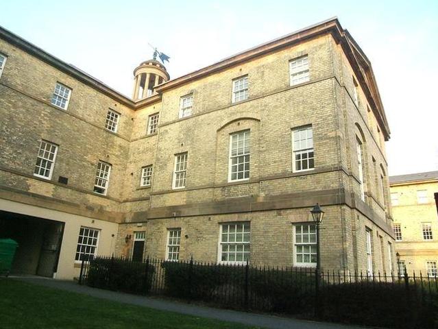 Flat for sale in City Fields, West Yorkshire