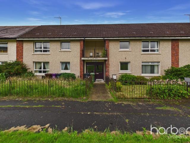 Flat for sale in Barrachnie, Garrowhill