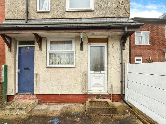 Flat for sale in Wardley, Salford