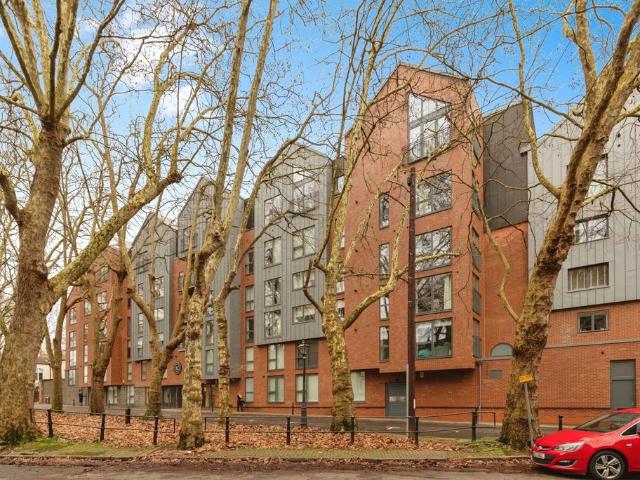 Flat for sale in Old Market, Feckenham