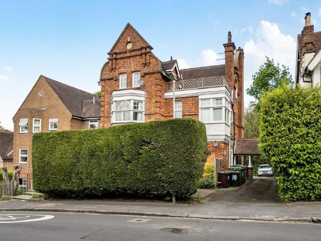 Flat for sale in Nevill Park, Sandown Park