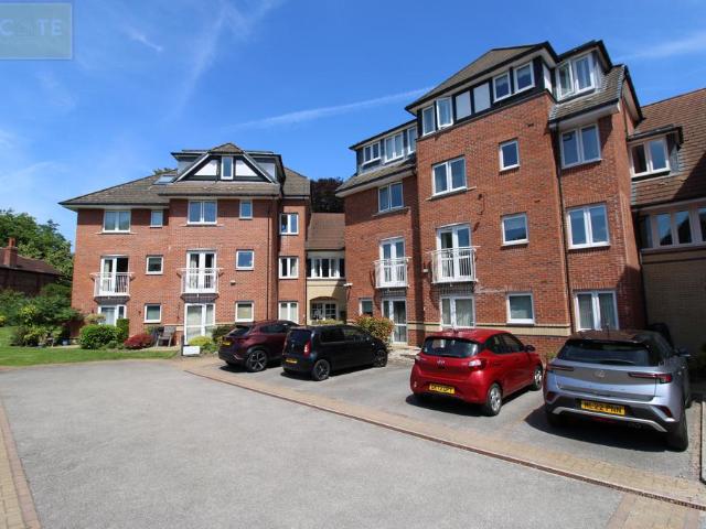 Flat for sale in Trafford Park, Greater Manchester