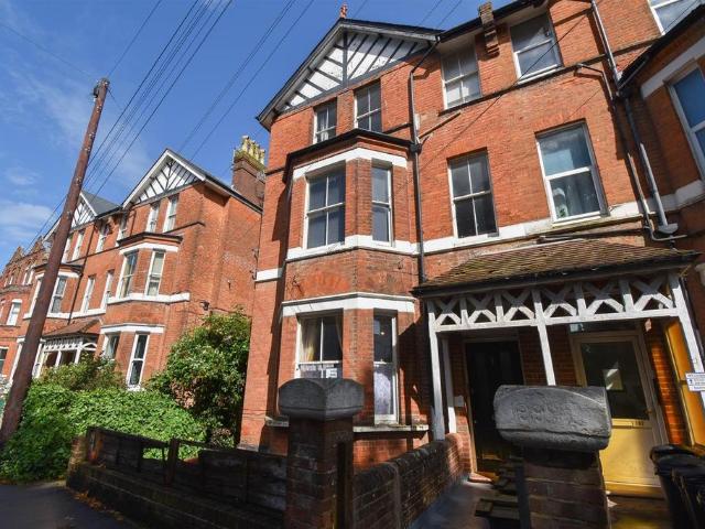 Flat for sale in Silverhill, Guestling Green