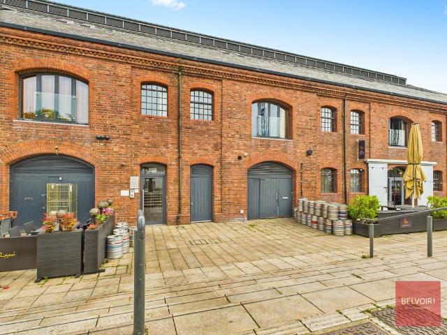 Flat for sale in SA1 Swansea Waterfront, Nangreaves