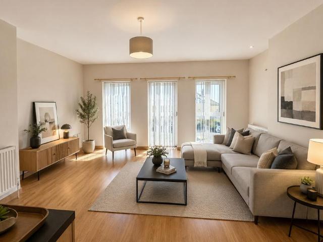 Flat for sale in Dawlish, Teignbridge
