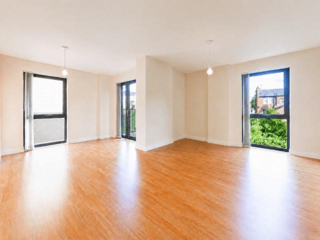 Flat for sale in Mapesbury, Greater London