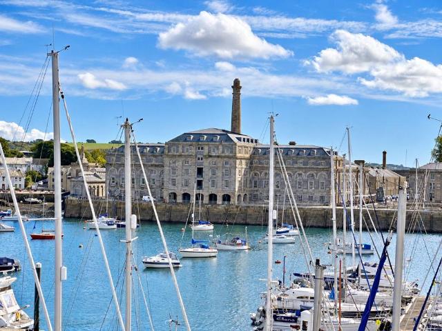 Flat for sale in Stonehouse, Plymouth