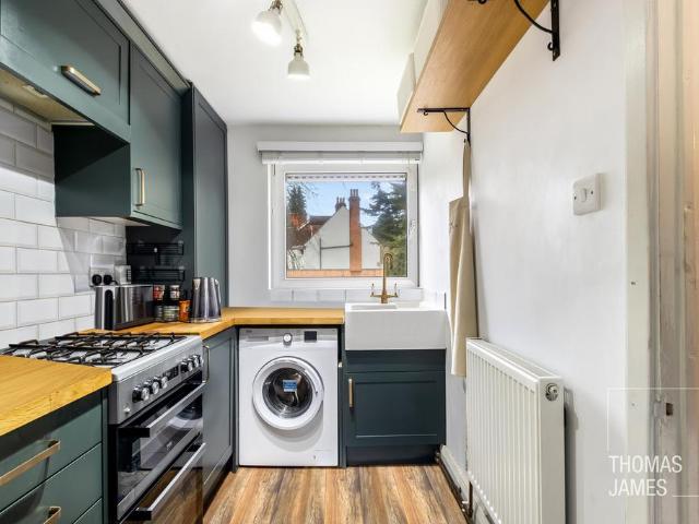 Flat for sale in St Albans, Bernards Heath