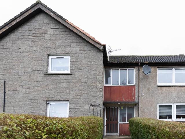 Flat for sale in Kirkintilloch, Scotland