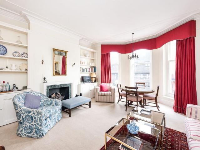Flat for sale in Chelsea, Isle Of Man