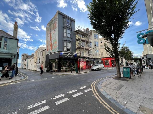 Flat for sale in Kemptown, Brighton