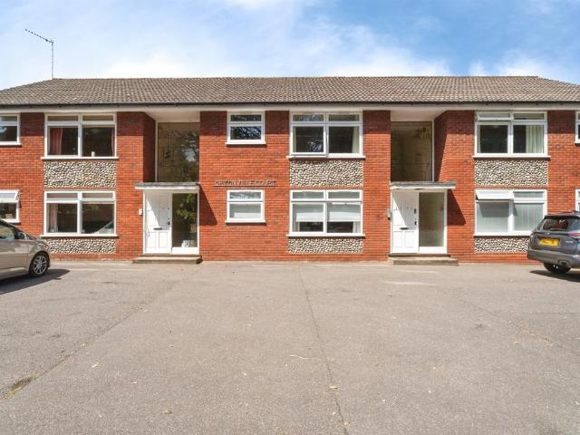 Flat for sale in Comers, Norfolk
