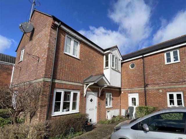 Flat for sale in Salisbury, Wiltshire