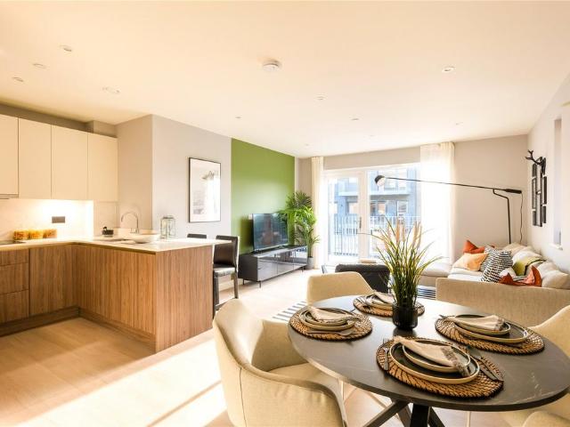 Flat for sale in Longlands, Halfway Street