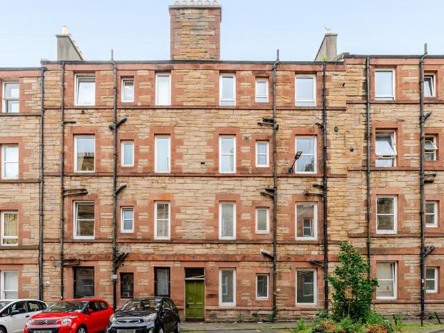 Flat for sale in Old Town, Scotland