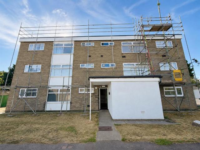 Flat for sale in Falcon Lodge, Wales