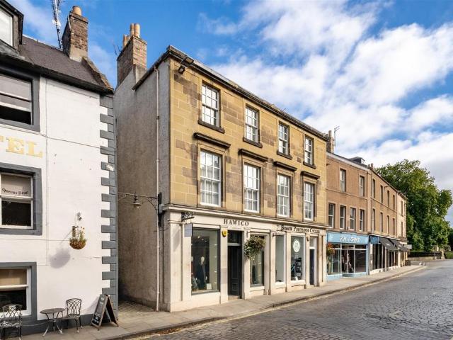 Flat for sale in Maxwellheugh, Kelso