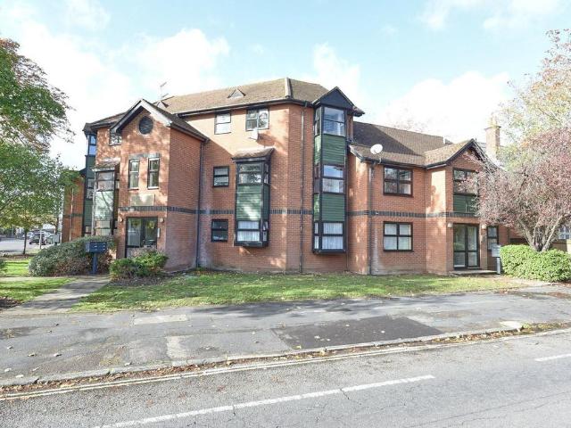Flat for sale in North Camp, Rushmoor