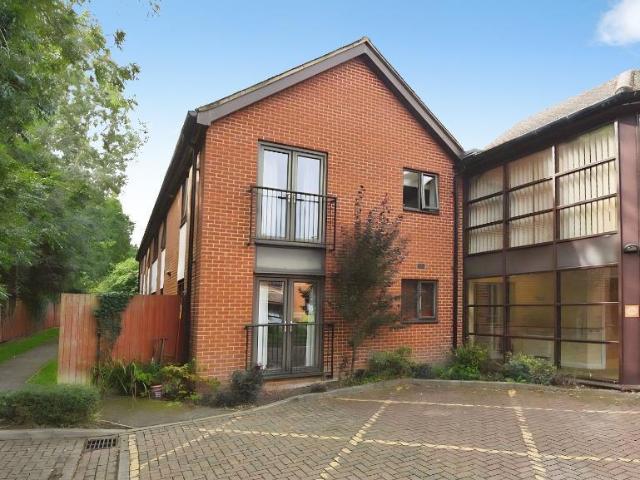 Flat for sale in Wisbech, Four Gotes