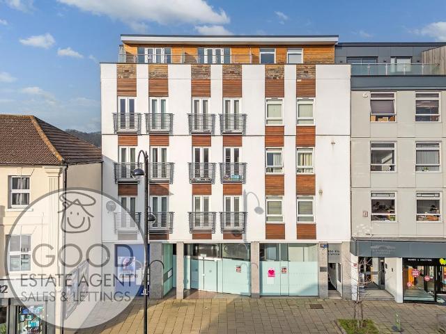 Flat for sale in Epping, Essex