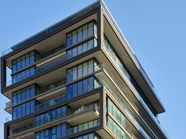 Flat for sale in St. George in the East, Wapping