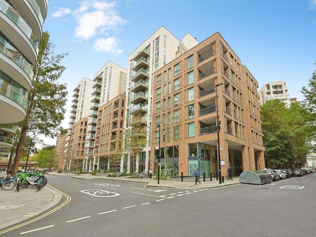 Flat for sale in City of Westminster, Greater London