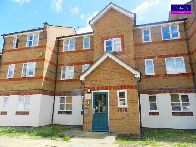 Flat for sale in Enfield Island Village, Greater London