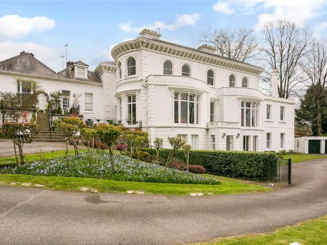 Flat for sale in Denham, Buckinghamshire