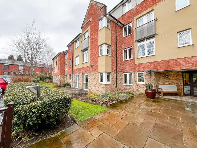 Flat for sale in Cheetham Fold, Greenheys