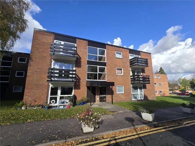 Flat for sale in Wake Green, Birmingham