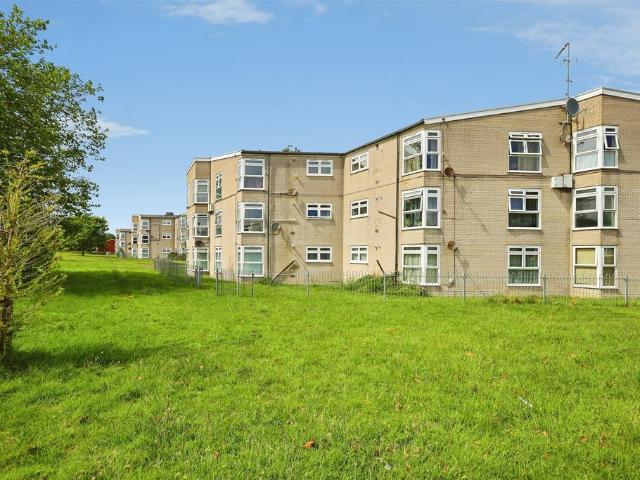 Flat for sale in Hamlands, Eastbourne