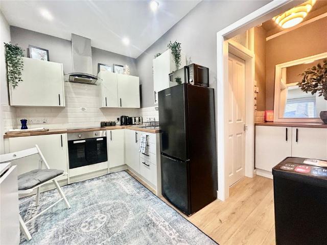 Flat for sale in Llanfair-Mathafarn-Eithaf, Benllech