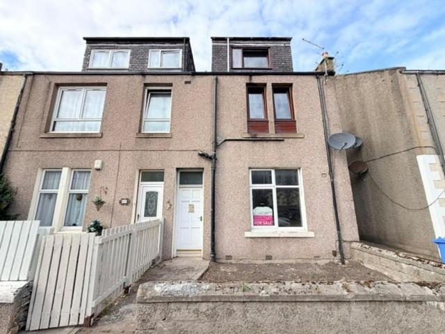 Flat for sale in Aberhill, Methil