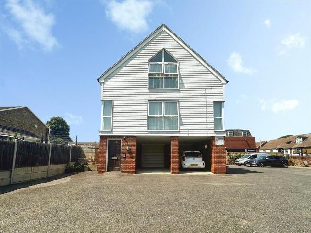 Flat for sale in Gillingham