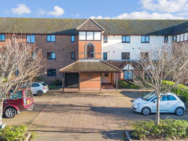 Flat for sale in Newchurch, Culcheth