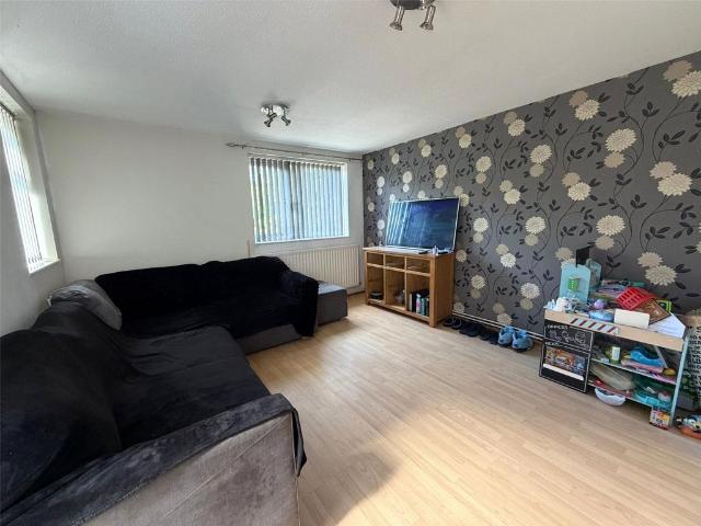 Flat for sale in Hamerton, Kent