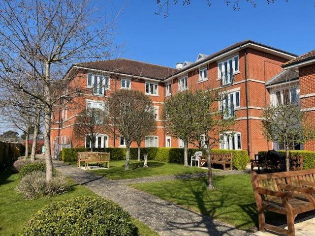 Flat for sale in Eastbridge, Suffolk
