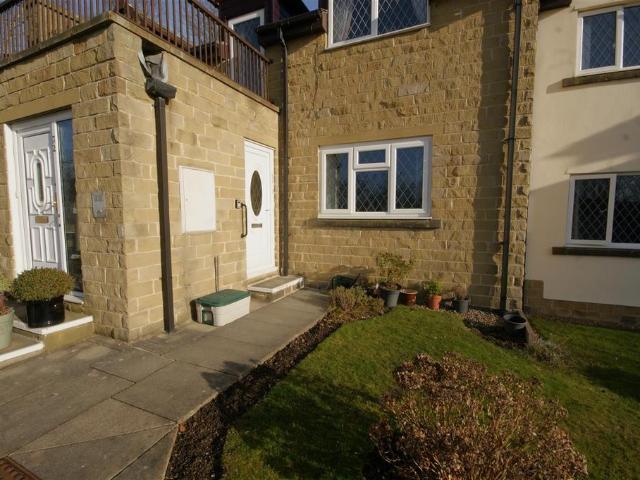Flat for sale in Brighouse, Slead Syke