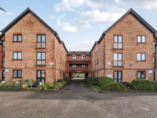 Flat for sale in Hill, City Of Southampton