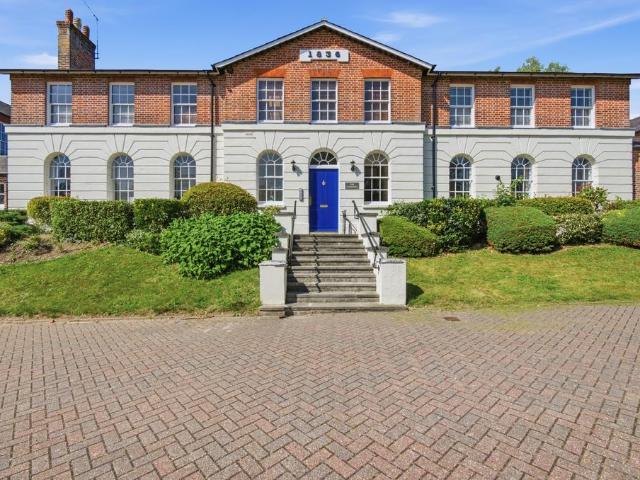 Flat for sale in Barton Stacey, Hampshire