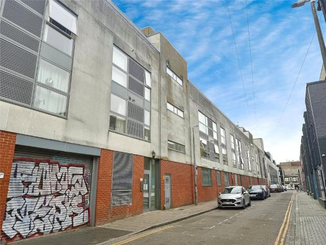 Flat for sale in Round Hill, Brighton & Hove