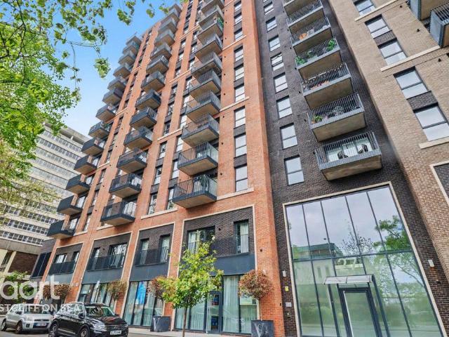 Flat for sale in Alton Barnes, Isle Of Man