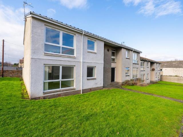 Flat for sale in St Andrews, Scotland
