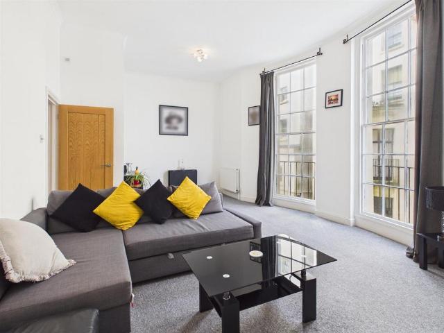 Flat for sale in Kemptown, Brighton & Hove