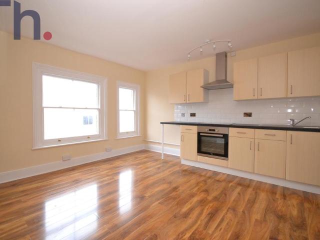 Flat for sale in Shanklin, Isle Of Wight