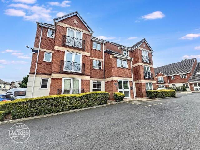 Flat for sale in West Midlands