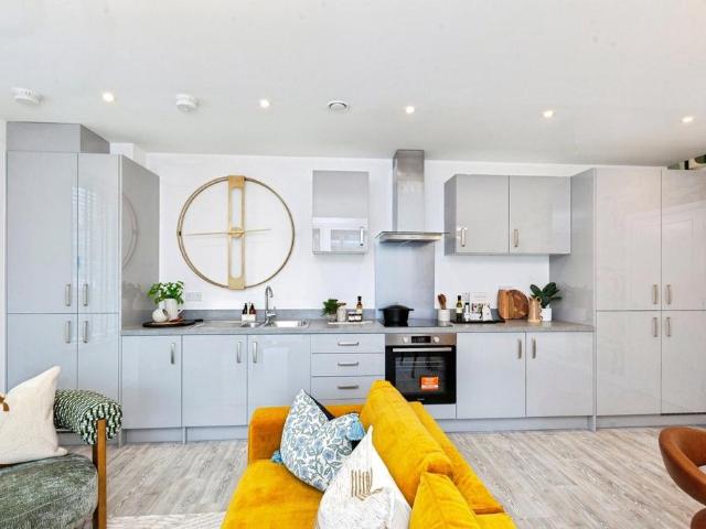Flat for sale in Maidenhead, Isle Of Man
