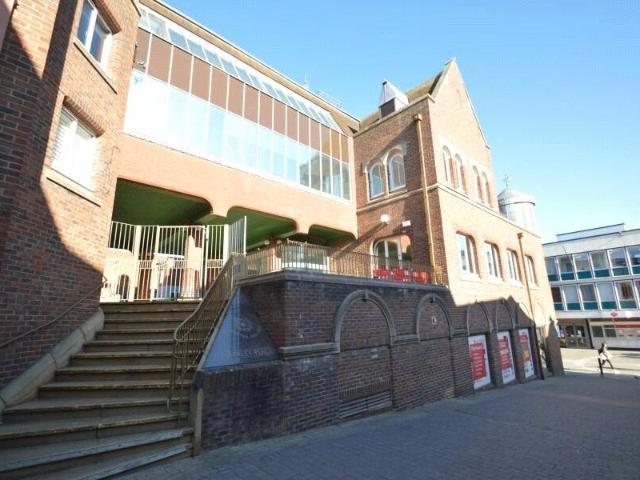 Flat for sale in Clewer Village, Windsor